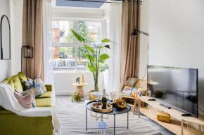 Doncaster Large Luxury 3 Bedroom House, Sleeps 8, City Centre, Racecourse, Free Parking, by EMPOWER HOMES